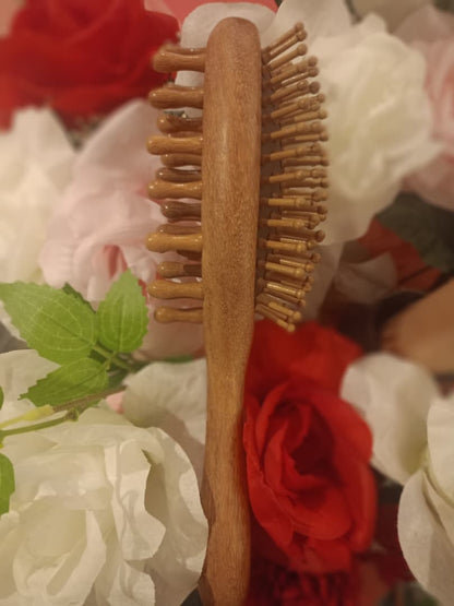 Sandal wood hair brush & MASSAGE
